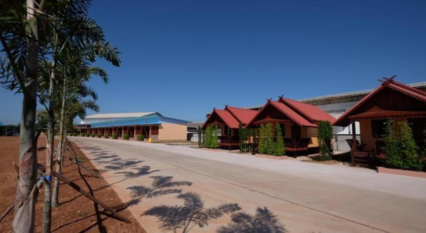 Prakaithong Hotel Amphoe Sawang Daen Din Exterior foto